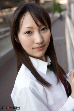 演员李沁个人简介
